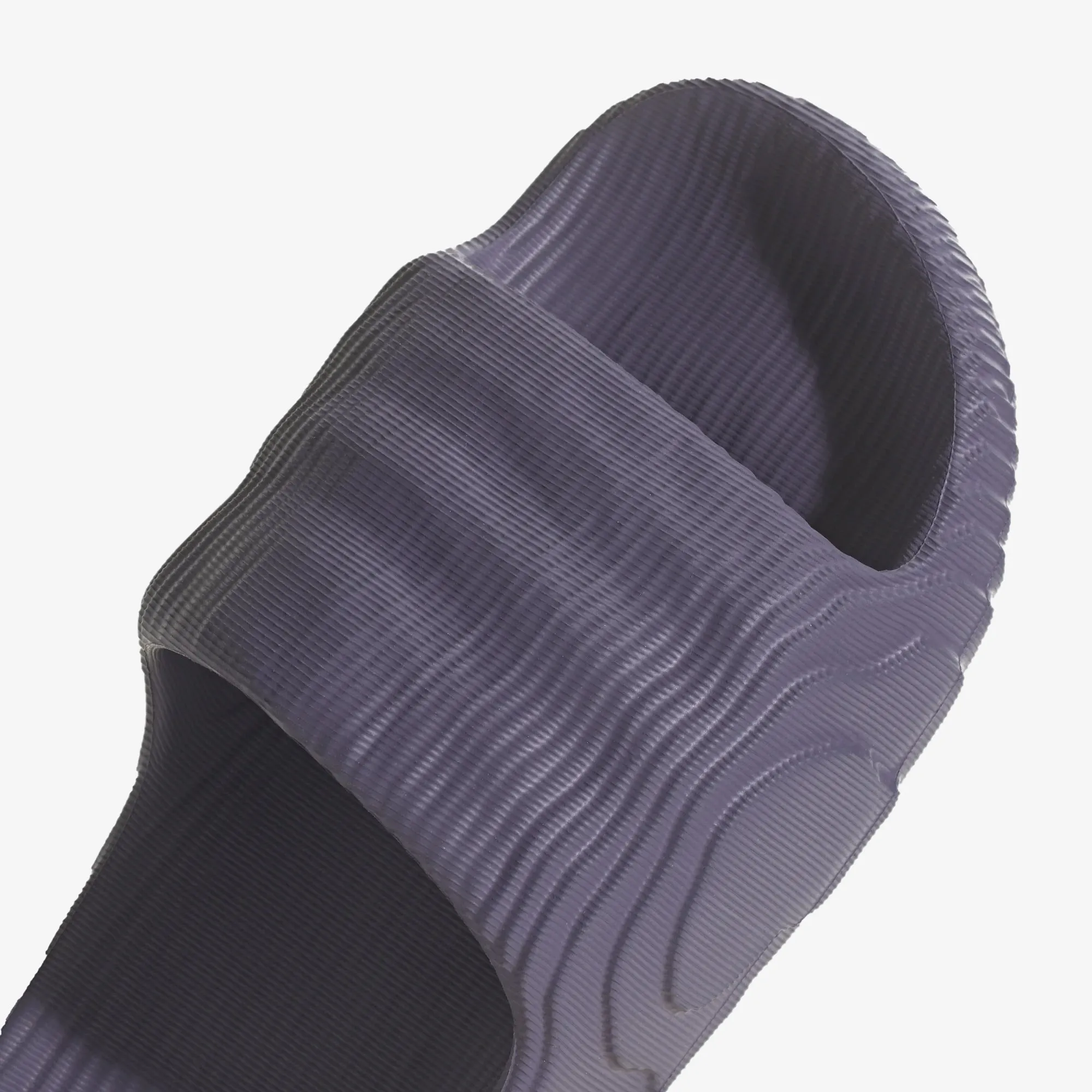 ADILETTE 22 'TECH PURPLE'