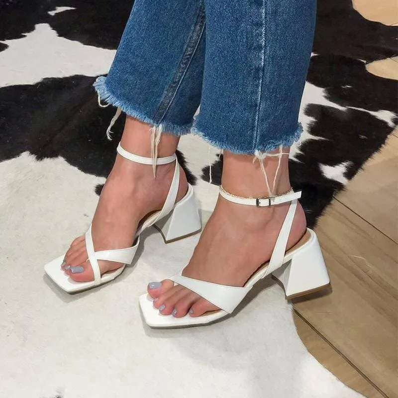 Adjusting Buckle Chunky Heel Sandals