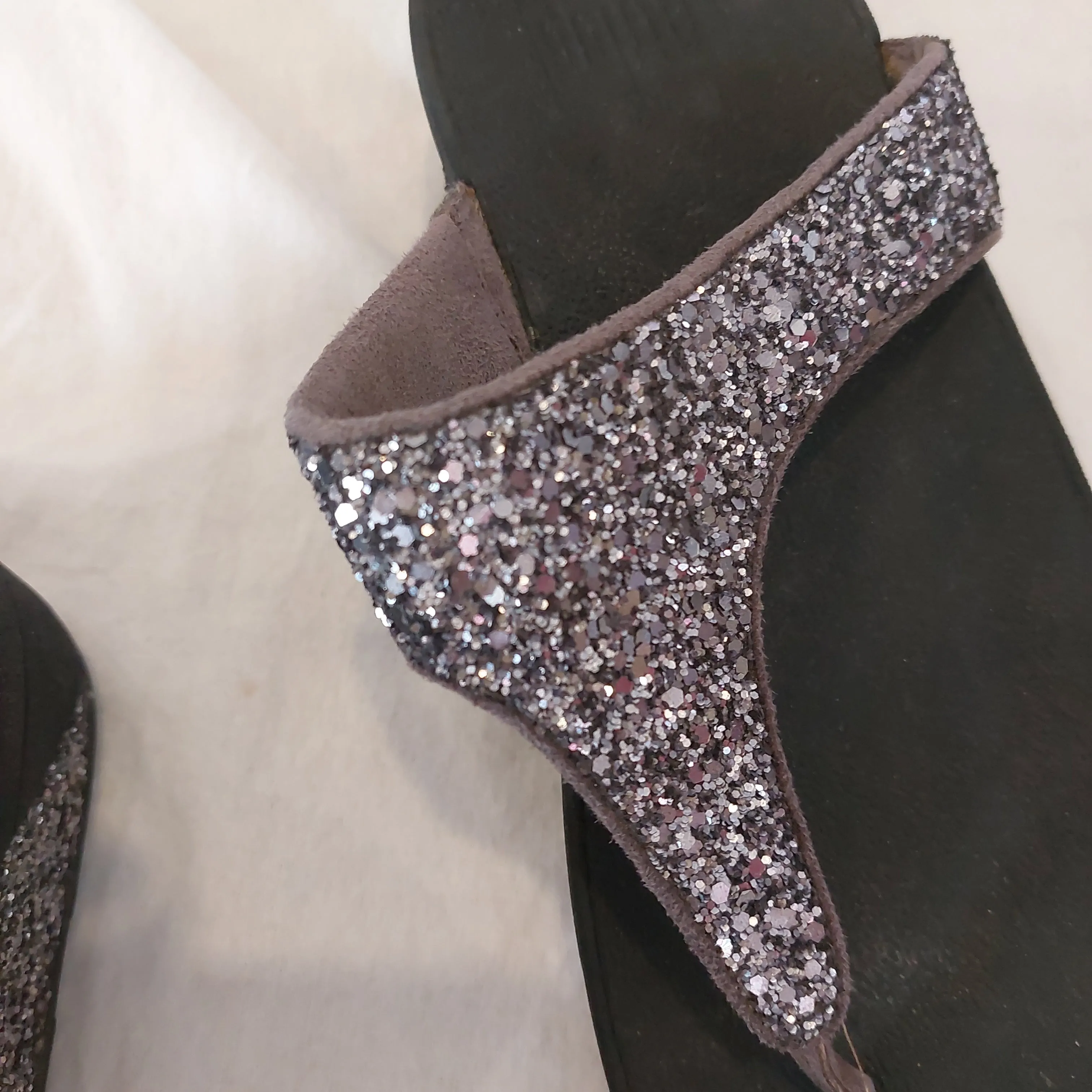 FitFlop Grey Glitter Wedge Sandals | Pre Loved |