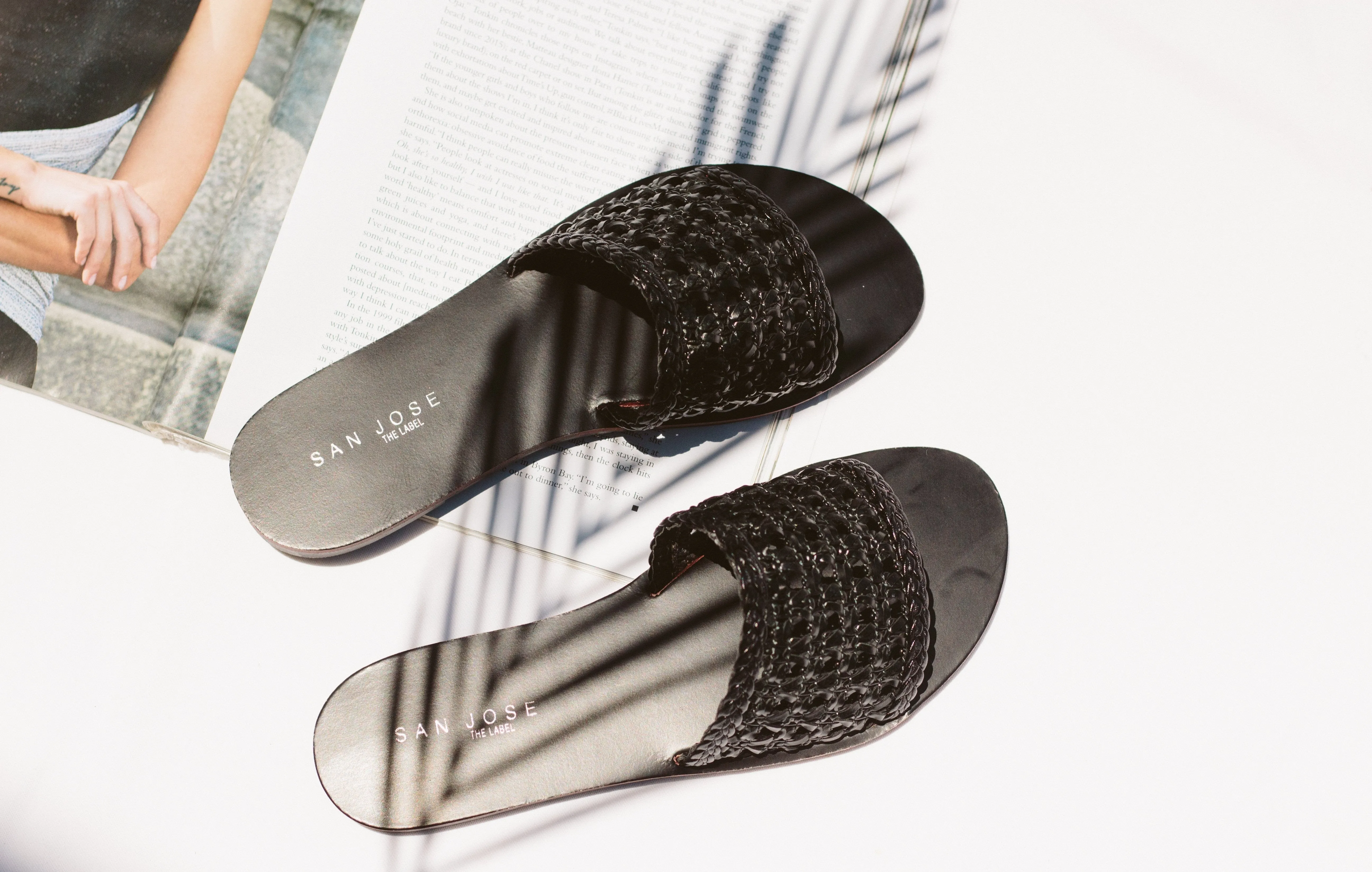 Flores Slides - Black