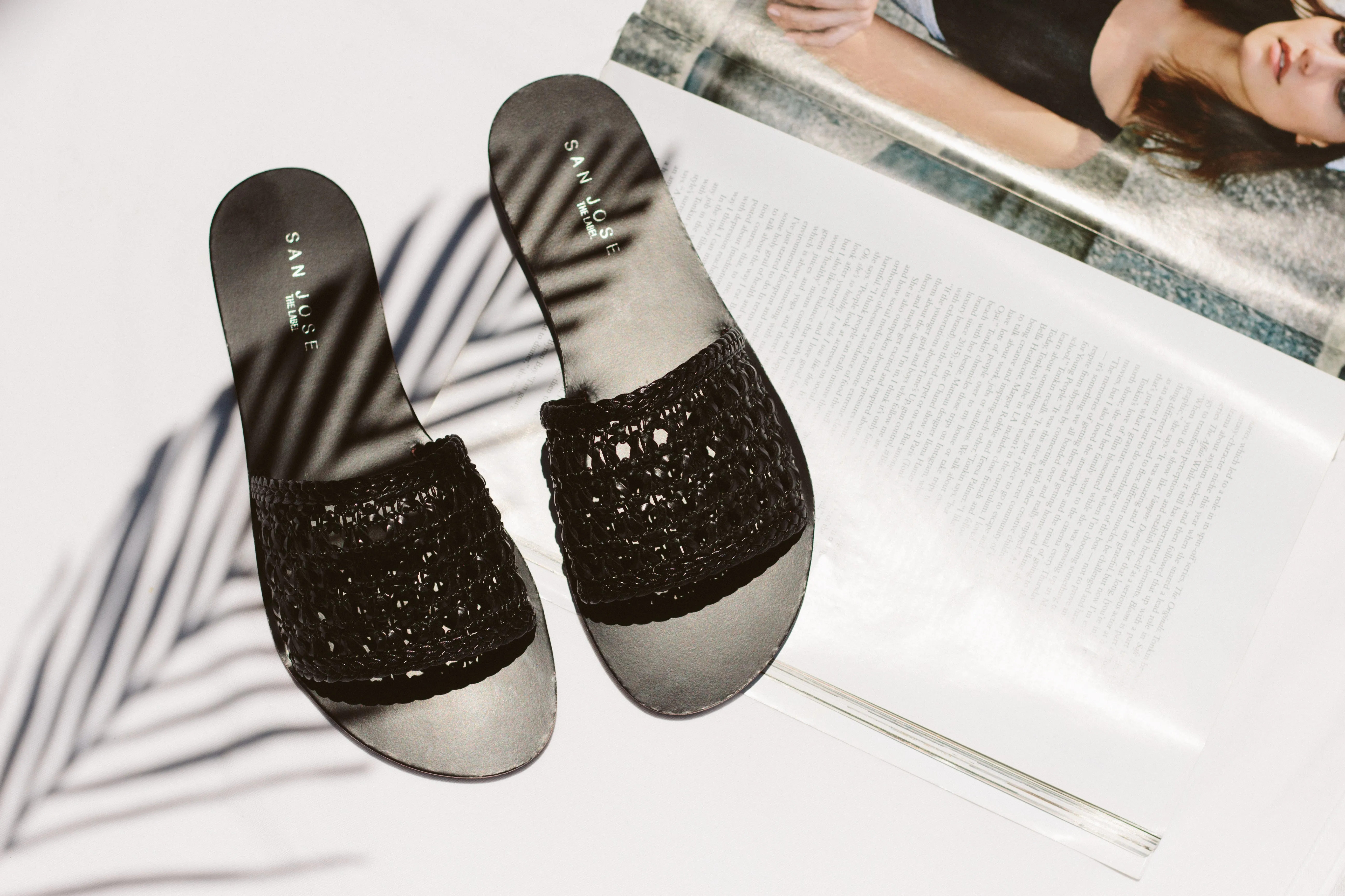 Flores Slides - Black