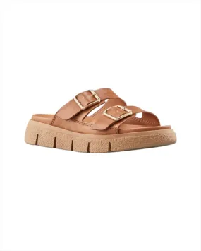 Piera Sandal in Tan