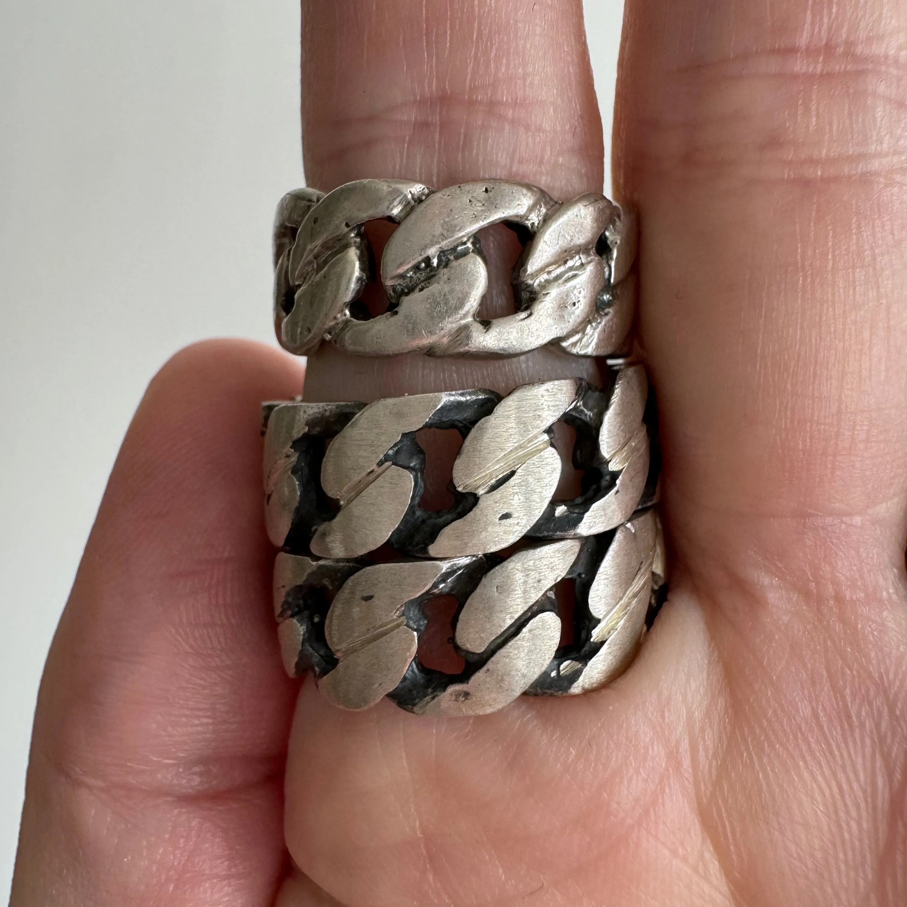 V I N T A G E // curb stacker / chunky sterling silver curb style rings / sizes 4.5-ish, 8.25-ish